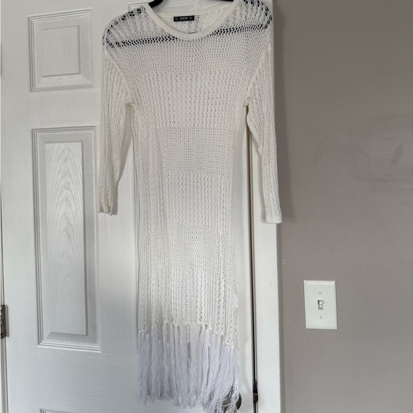 SHEIN Swim Summer Beach Hollow Out & Tassel Decorated Cover Up - Picture 5 of 9